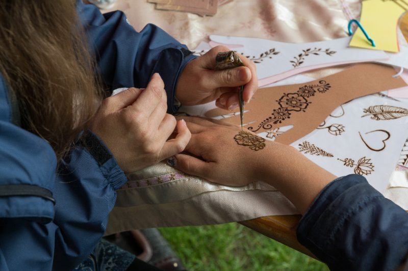 Unternehmenfotografie.-Henne-Tattoo